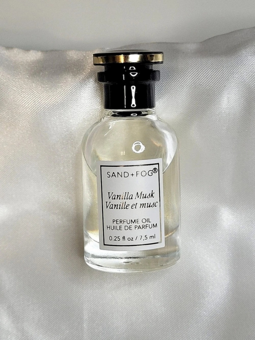 SAND + FOG Vanilla Musk Perfume Oil 0.25 fl oz / 7.5 ml NWT